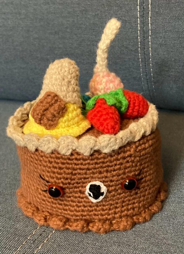 Crochet Cake